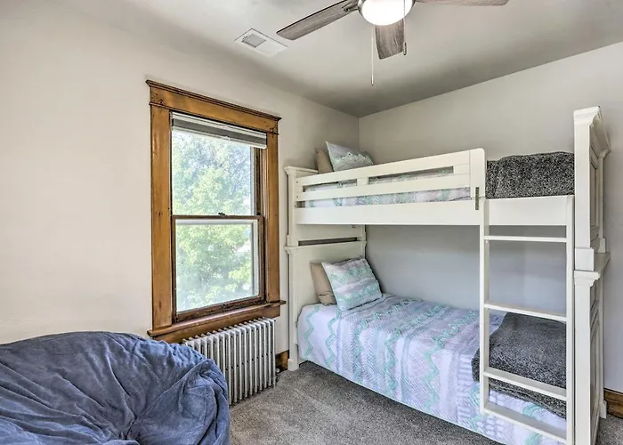 Charming Downtown Fruita Home: Hike & Explore